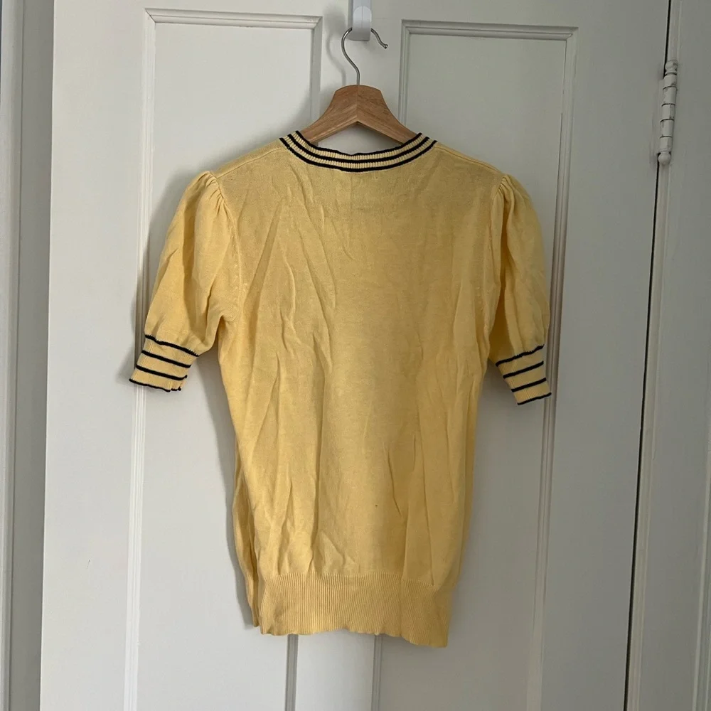 Built by Wendy Rare Sweater - Picture 2 of 5